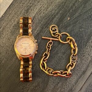 Michael Kors Gold and Brown Timepiece Set